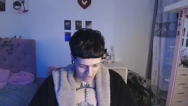 2cyboy  online show from September 24, 9:24 pm