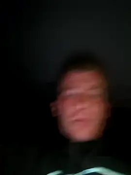 Snapshot of Mlody991112 chatting on October 6, 8:46 pm Mlody991112 online show from October 6, 8:46 pm