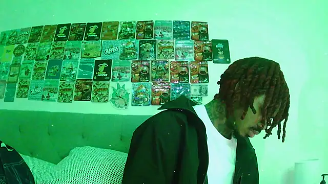 risktakinndolo online show from September 11, 11:04 pm