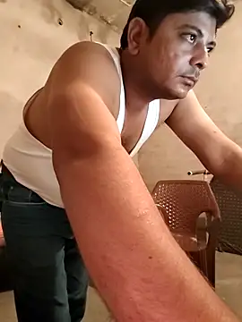 Snapshot of Ajmersingh335512 chatting on October 7, 7:07 pm Ajmersingh335512 online show from October 7, 7:07 pm