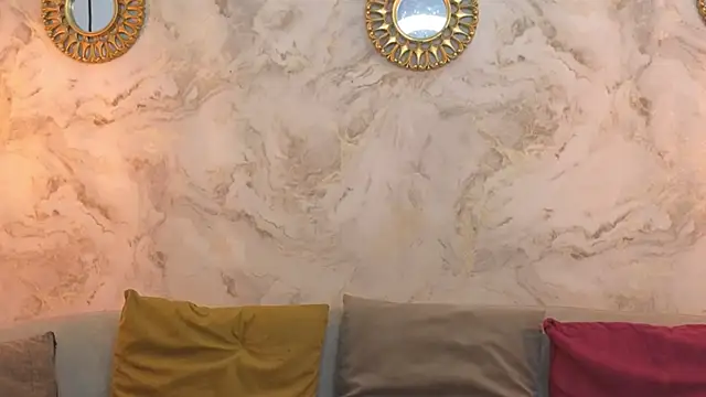 Snapshot of Valentino_Thompson chatting on September 8, 7:35 pm Valentino Thompson online show from September 8, 7:35 pm