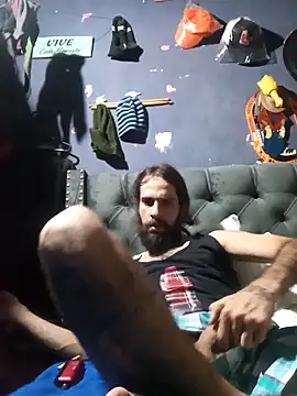 Snapshot of hairy_mannn chatting on October 14, 8:10 am hairy mannn online show from October 14, 8:10 am