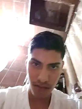 Snapshot of aispuro8505 chatting on October 10, 7:35 am aispuro8505 online show from October 10, 7:35 am