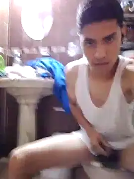 Snapshot of aispuro8505 chatting on October 6, 4:33 pm aispuro8505 online show from October 6, 4:33 pm