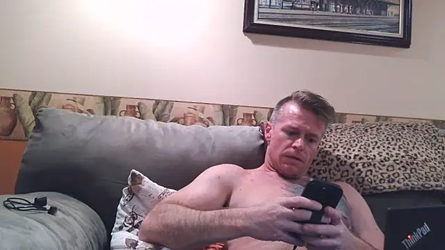 DILFiGuess11 online show from June 8, 4:02 am