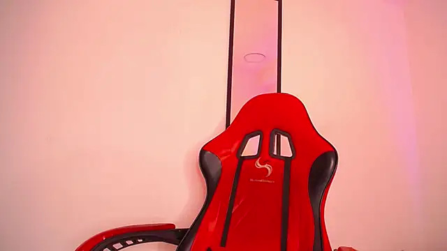 Anhonymus  online show from December 2, 4:48 am