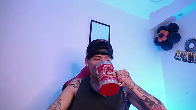 Anhonymus  online show from November 3, 3:54 am