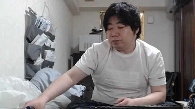 raterate555 online show from April 3, 2:14 pm