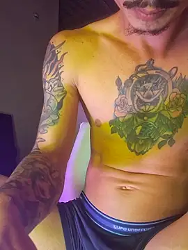 Skate012 online show from April 2, 2:53 am