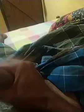 Remo20001 online show from February 4, 6:47 pm