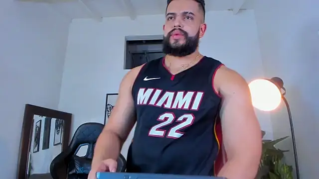 Justin kingX7 online show from April 24, 4:37 am