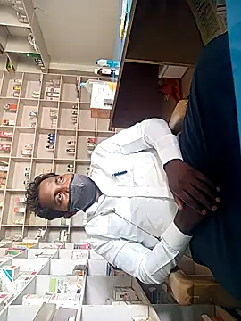 Snapshot of blackdick44 chatting on September 29, 8:24 am blackdick44 online show from September 29, 8:24 am