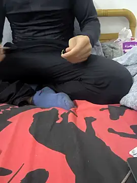 yazinyazin1 online show from November 20, 9:35 pm