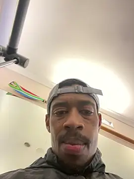 fitsexyman online show from September 15, 2:07 pm