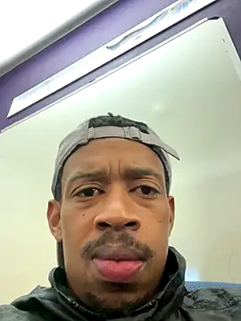 fitsexyman online show from September 17, 4:46 am