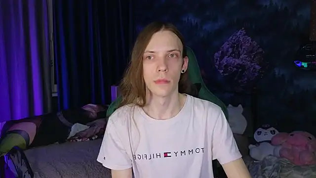 artass2 online show from April 19, 9:17 pm