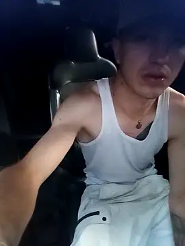 DebutingPathway online show from March 5, 11:28 am