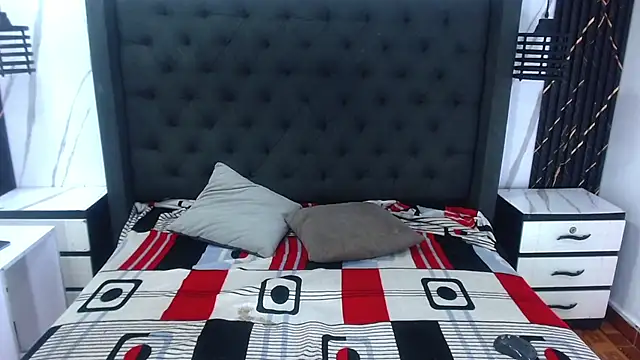 Snapshot of aston_xvera chatting on September 18, 4:03 am aston xvera online show from September 18, 4:03 am