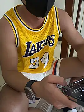 black xun online show from April 21, 4:24 pm