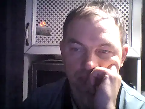 Snapshot of SummerArthur chatting on October 1, 4:44 pm SummerArthur online show from October 1, 4:44 pm