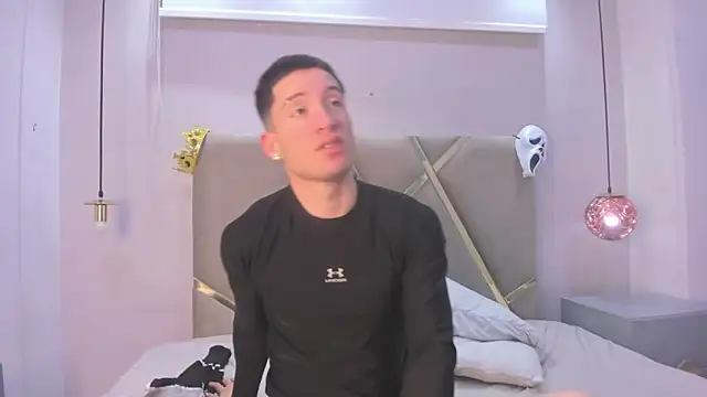 HunterHeat  online show from October 25, 12:18 pm