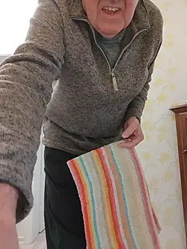 Oldmenhot66 online show from November 8, 9:34 am