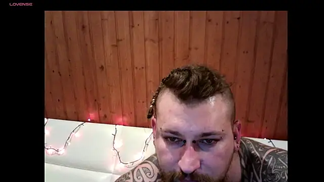 RobertNight  online show from September 30, 11:08 pm