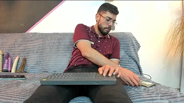 DanteWinter online show from March 5, 3:47 am