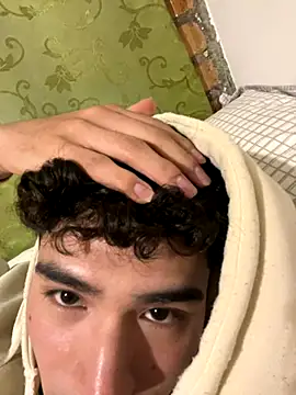 0anonimo bottom1 online show from October 29, 12:57 am