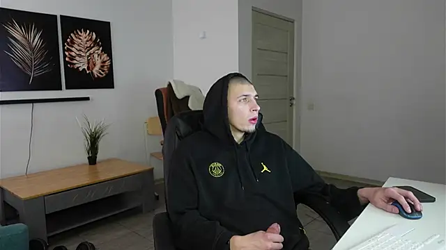 Ryan Dozer online show from March 7, 7:28 am