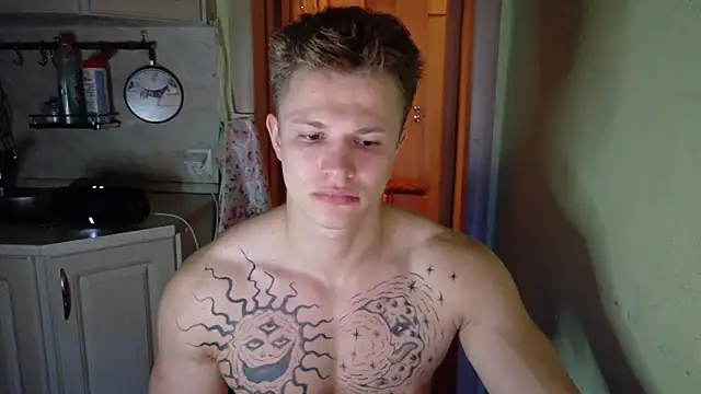 Snapshot of James__Noah chatting on September 21, 8:09 pm James Noah online show from September 21, 8:09 pm