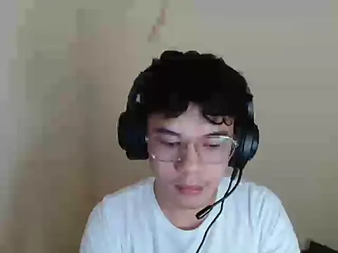 Snapshot of keirflorianxx chatting on September 18, 2:30 pm keirflorianxx online show from September 18, 2:30 pm