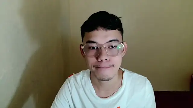 Snapshot of keirflorianxx chatting on September 22, 5:56 pm keirflorianxx online show from September 22, 5:56 pm