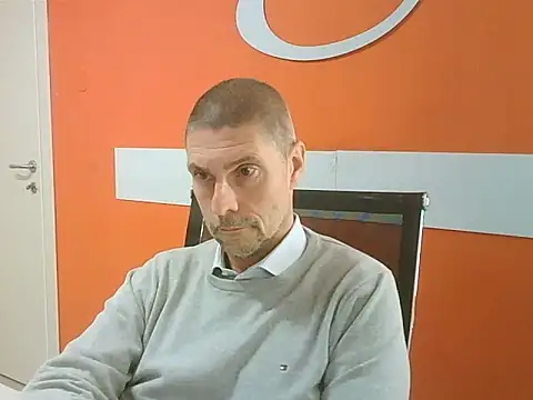 max79ve31 online show from November 10, 12:32 pm