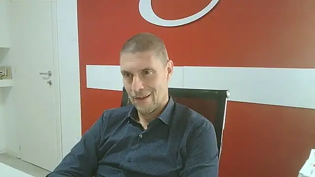 max79ve31 online show from May 20, 1:06 pm