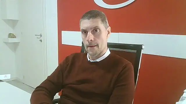 max79ve31 online show from March 10, 1:28 pm