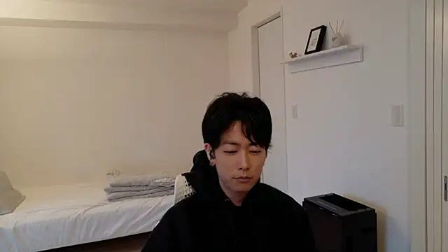 StuddedCatechin online show from October 20, 7:23 am