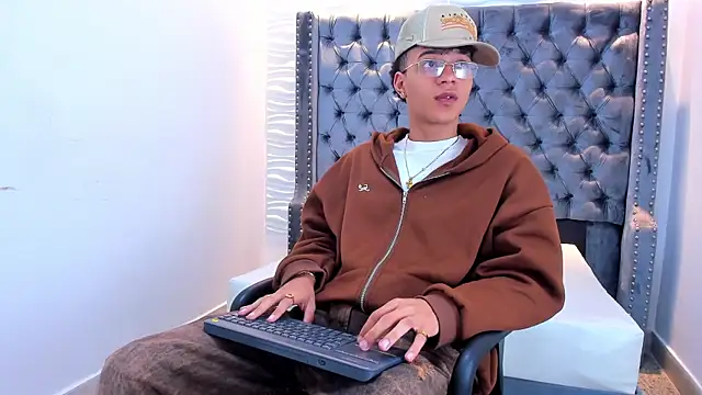 MARSHALL SPENCER online show from April 24, 1:02 pm