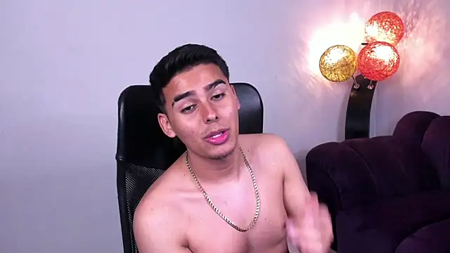 Matthewlodge online show from November 6, 6:22 pm