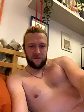 Snapshot of straight-alex_ chatting on October 19, 12:41 pm straight-alex online show from October 19, 12:41 pm