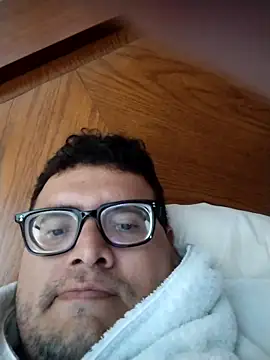 Snapshot of Santiagoqro85 chatting on September 20, 5:02 pm Santiagoqro85 online show from September 20, 5:02 pm