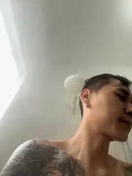 Snapshot of samuelcher chatting on October 9, 12:43 pm samuelcher online show from October 9, 12:43 pm