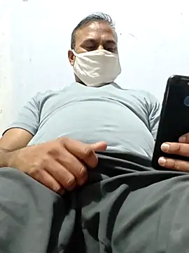 Famit025 online show from March 3, 3:30 pm