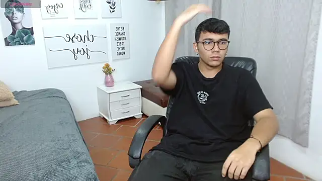 titanxero online show from October 20, 2:32 pm