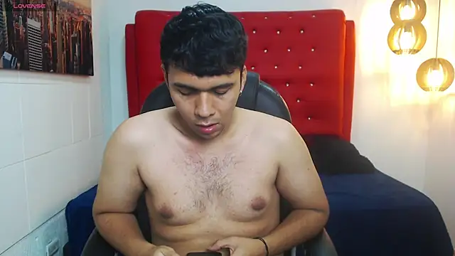 titanxero online show from December 2, 6:55 pm