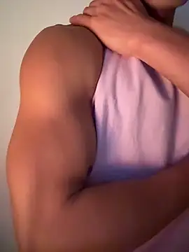 gooodboiii online show from February 11, 5:18 pm