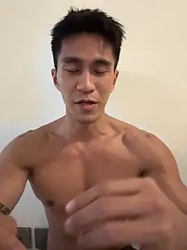 gooodboiii online show from April 25, 1:14 pm