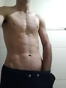 Max novato online show from April 27, 7:05 am