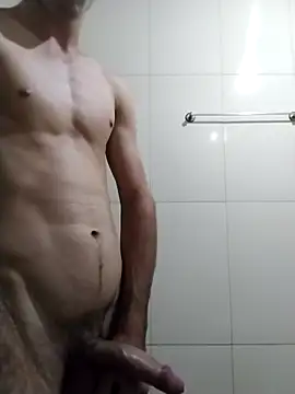 Max novato online show from April 13, 10:10 pm