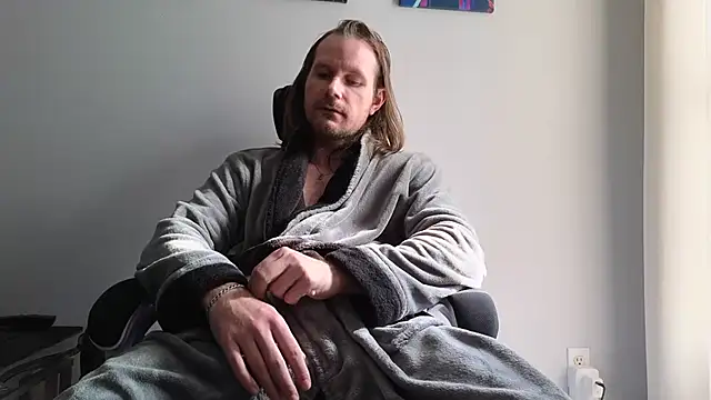 AlbinoAdonis online show from September 13, 2:18 pm